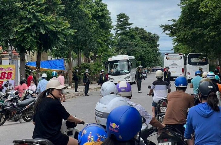 Buôn lậu 3 tấn vàng qua cửa khẩu Lao Bảo: Đường dây ‘nội tộc’